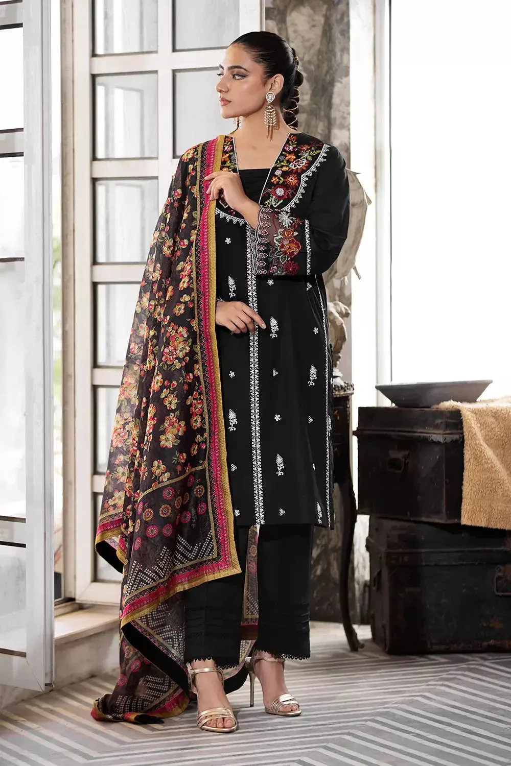 3PC Embroidered Unstitched Lawn Suit KOE-2667