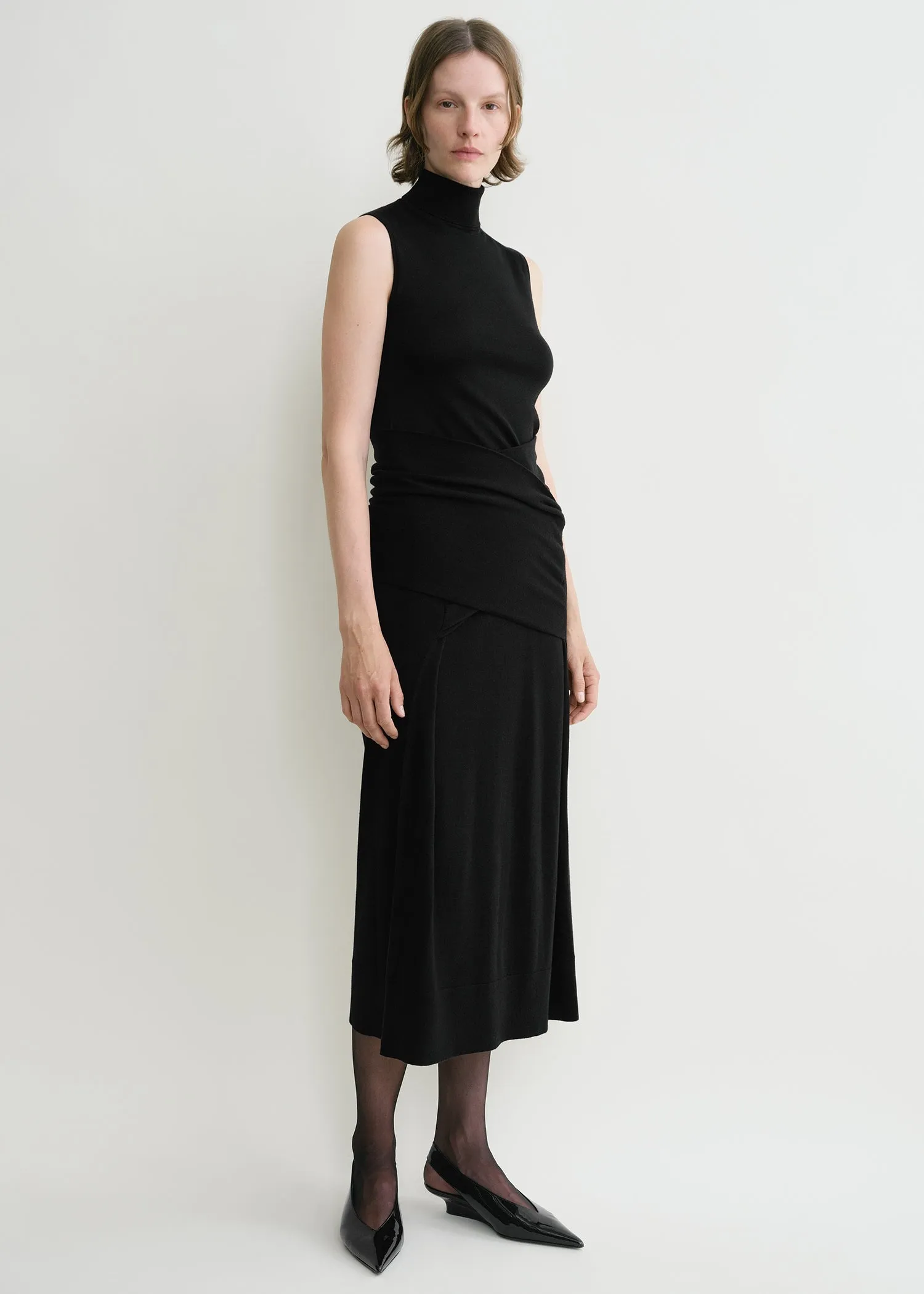 Draped knit dress black