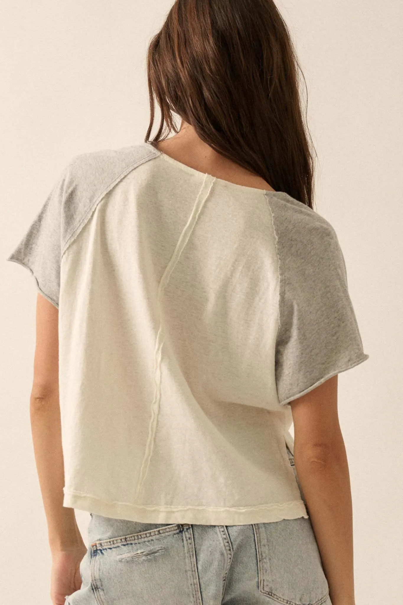 Easy Fit Cropped Raw-Edge Henley Raglan Tee