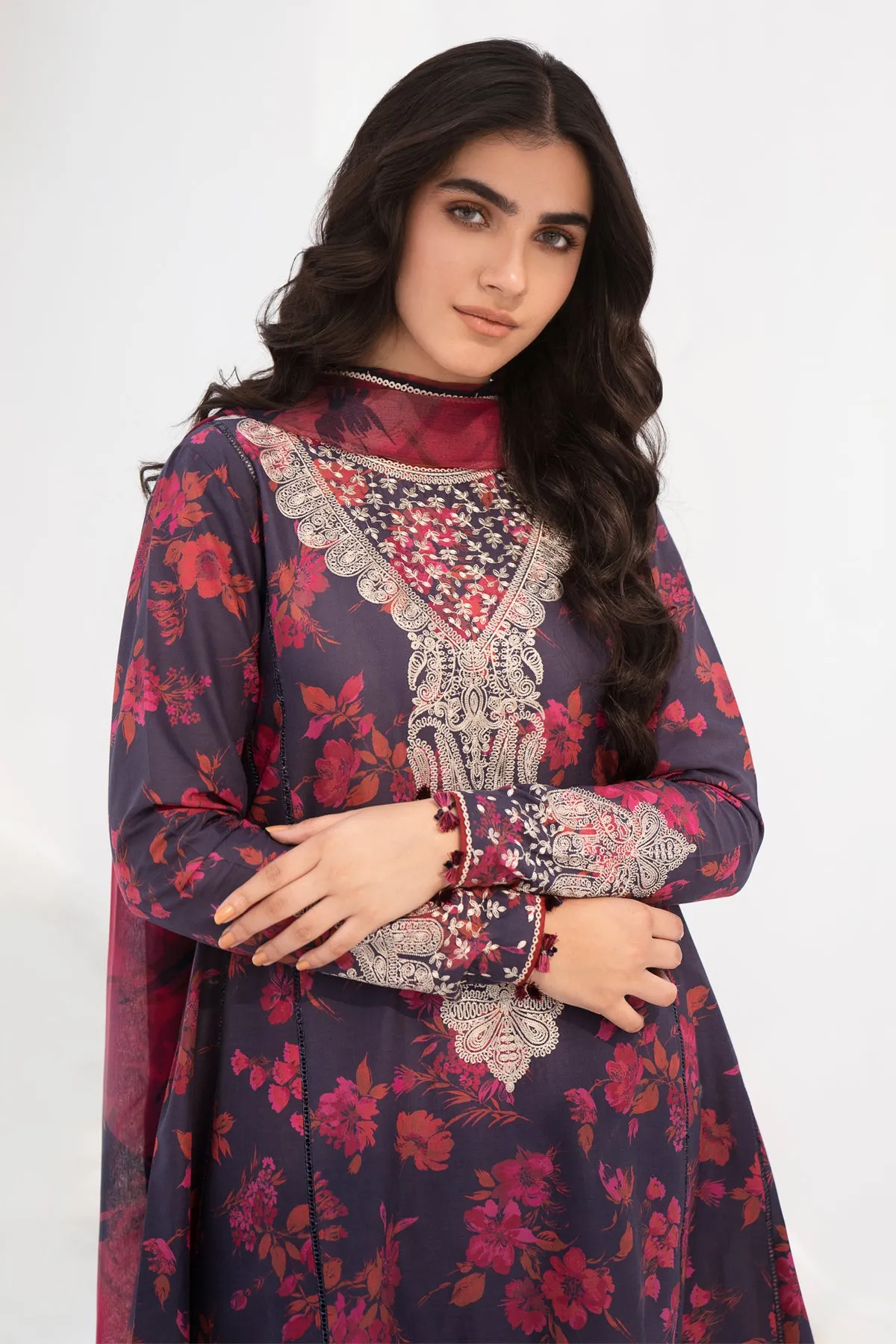 Embroidered Lawn RTW-1085