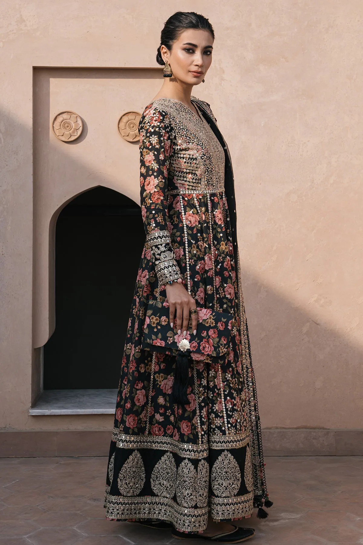 Embroidered Luxury Lawn SL24-D2