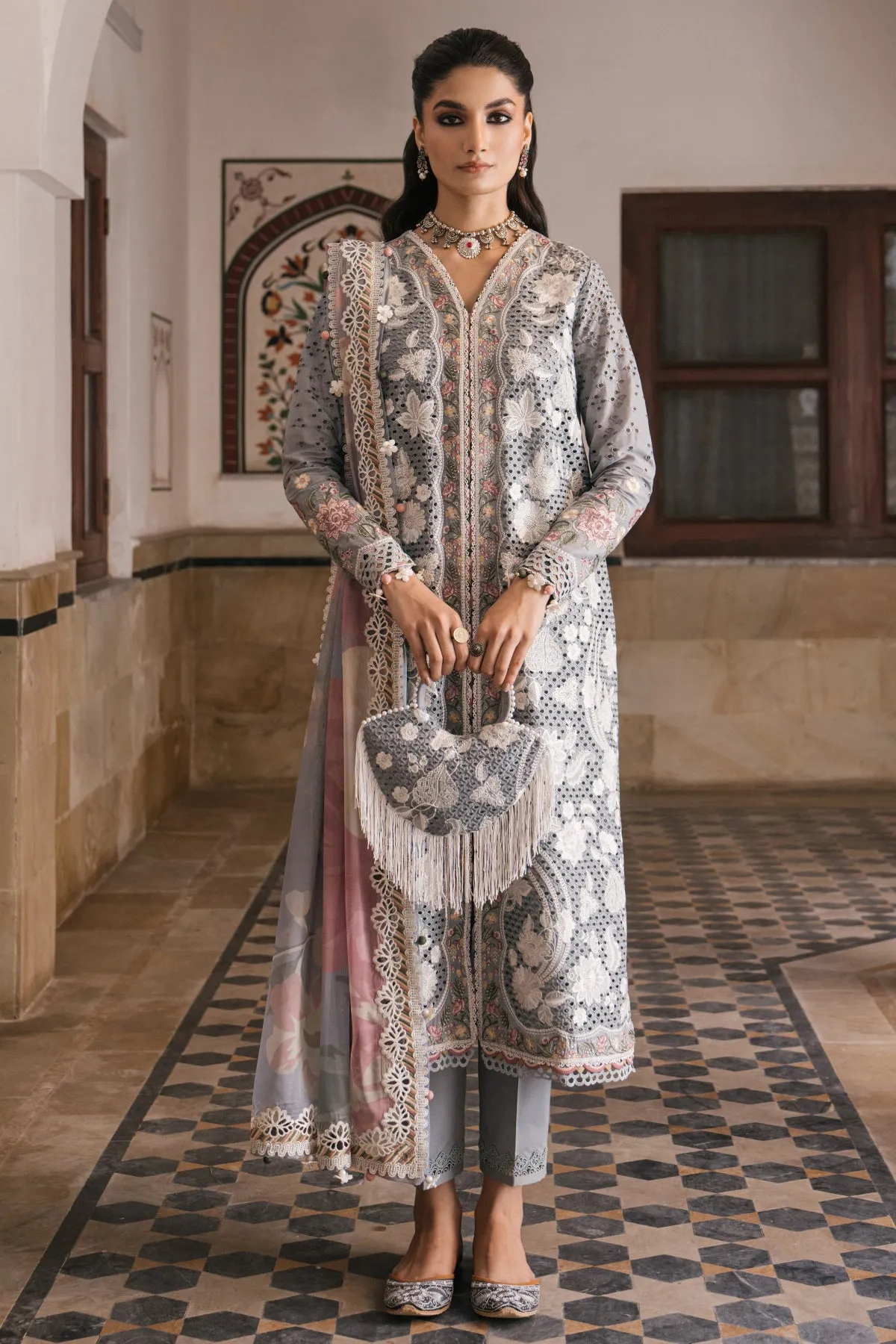 Embroidered Luxury Lawn SL24-D3