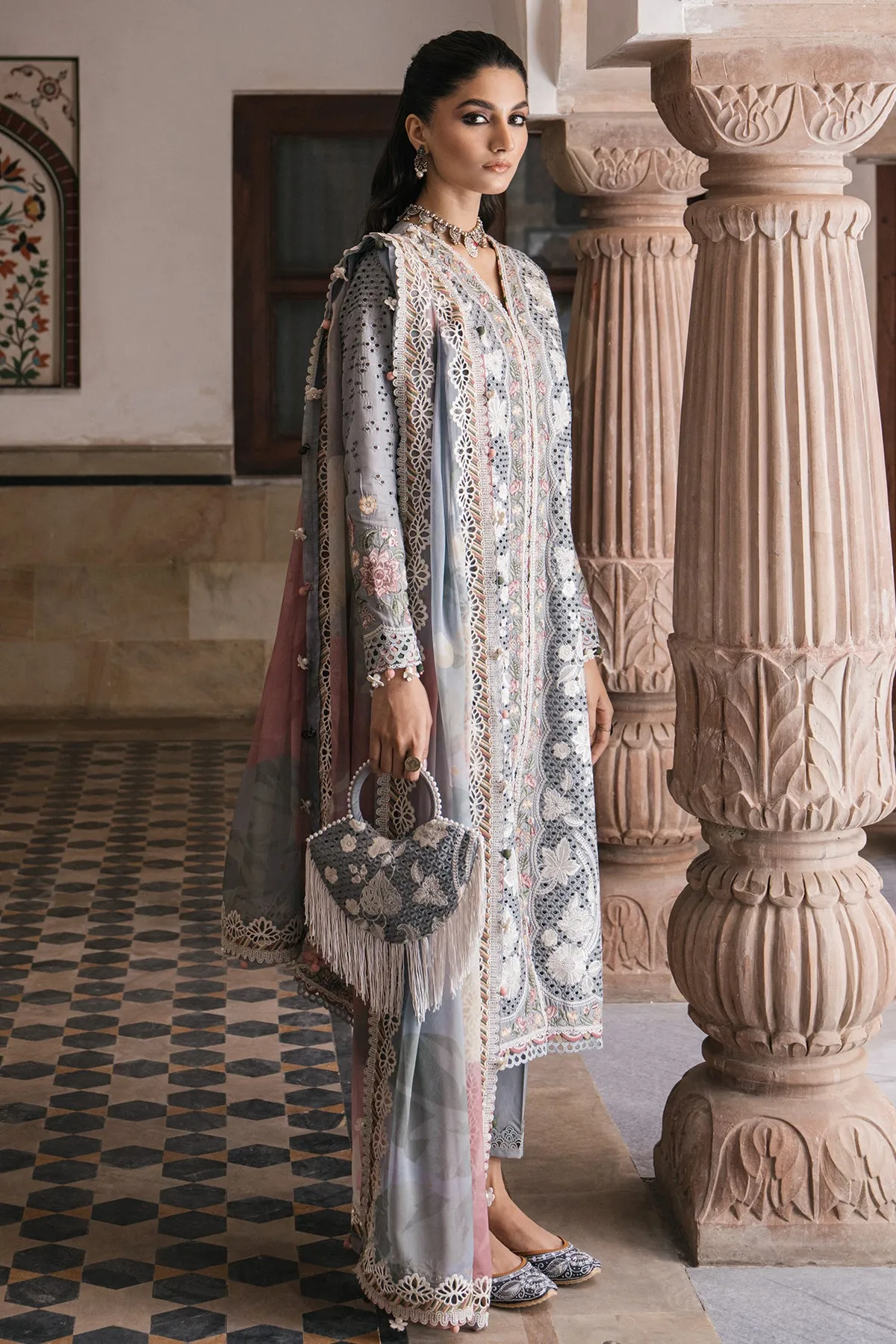 Embroidered Luxury Lawn SL24-D3