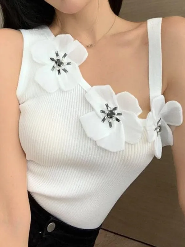 Flower Embellish Cutout Trendy Crop Cami Top