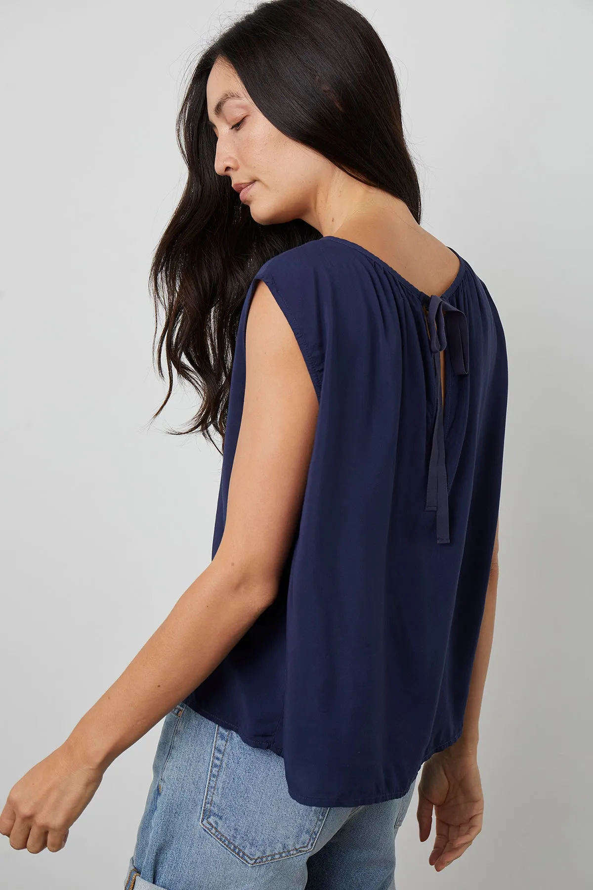 JADE CAP SLEEVE BLOUSE