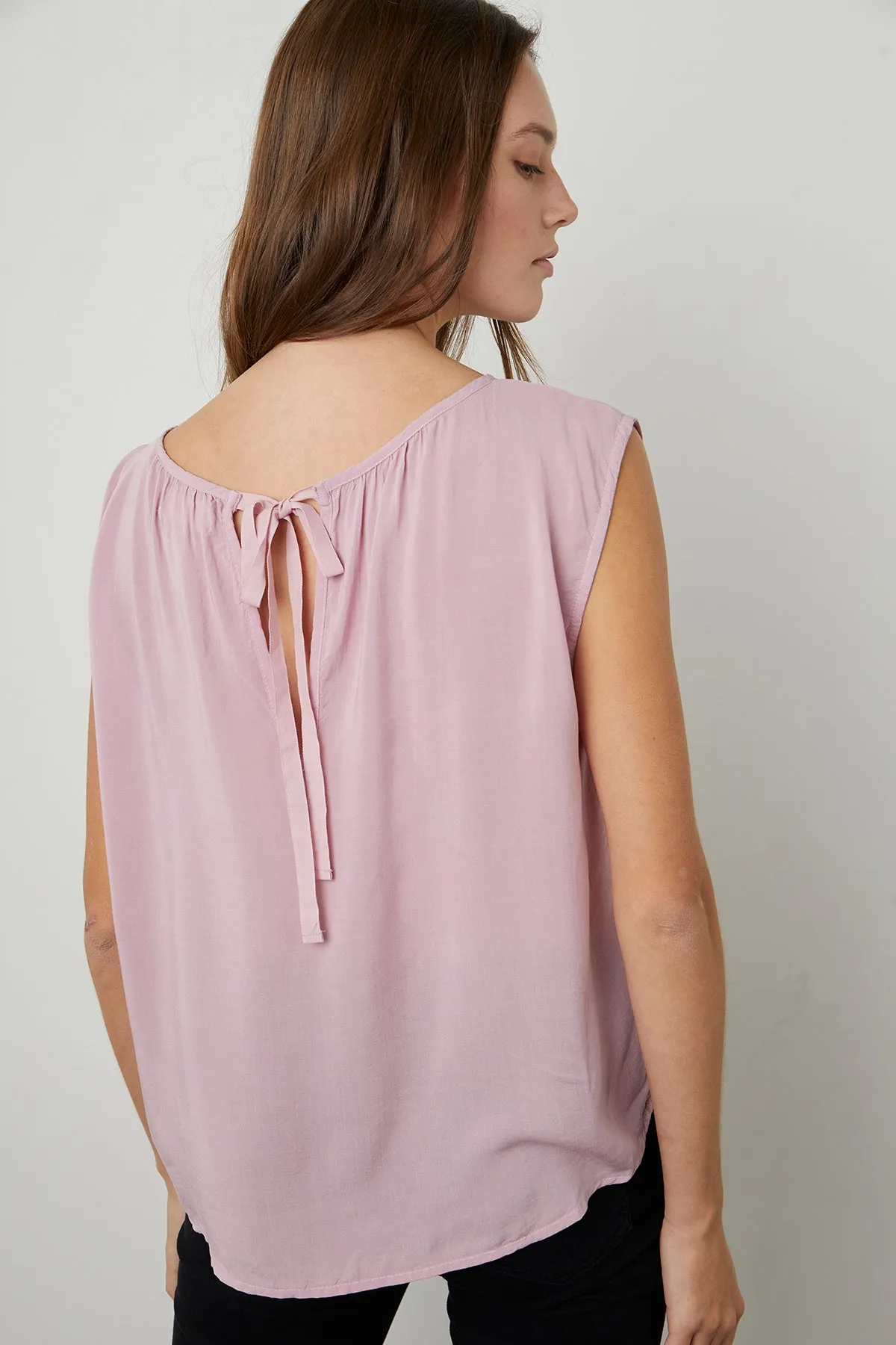 JADE CAP SLEEVE BLOUSE