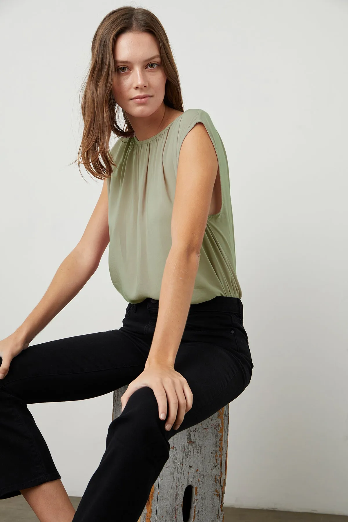 JADE CAP SLEEVE BLOUSE