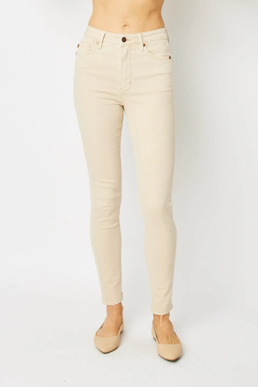 Just BE. Judy Blue Garment Dyed Tummy Control Skinny Jeans ~ Bone