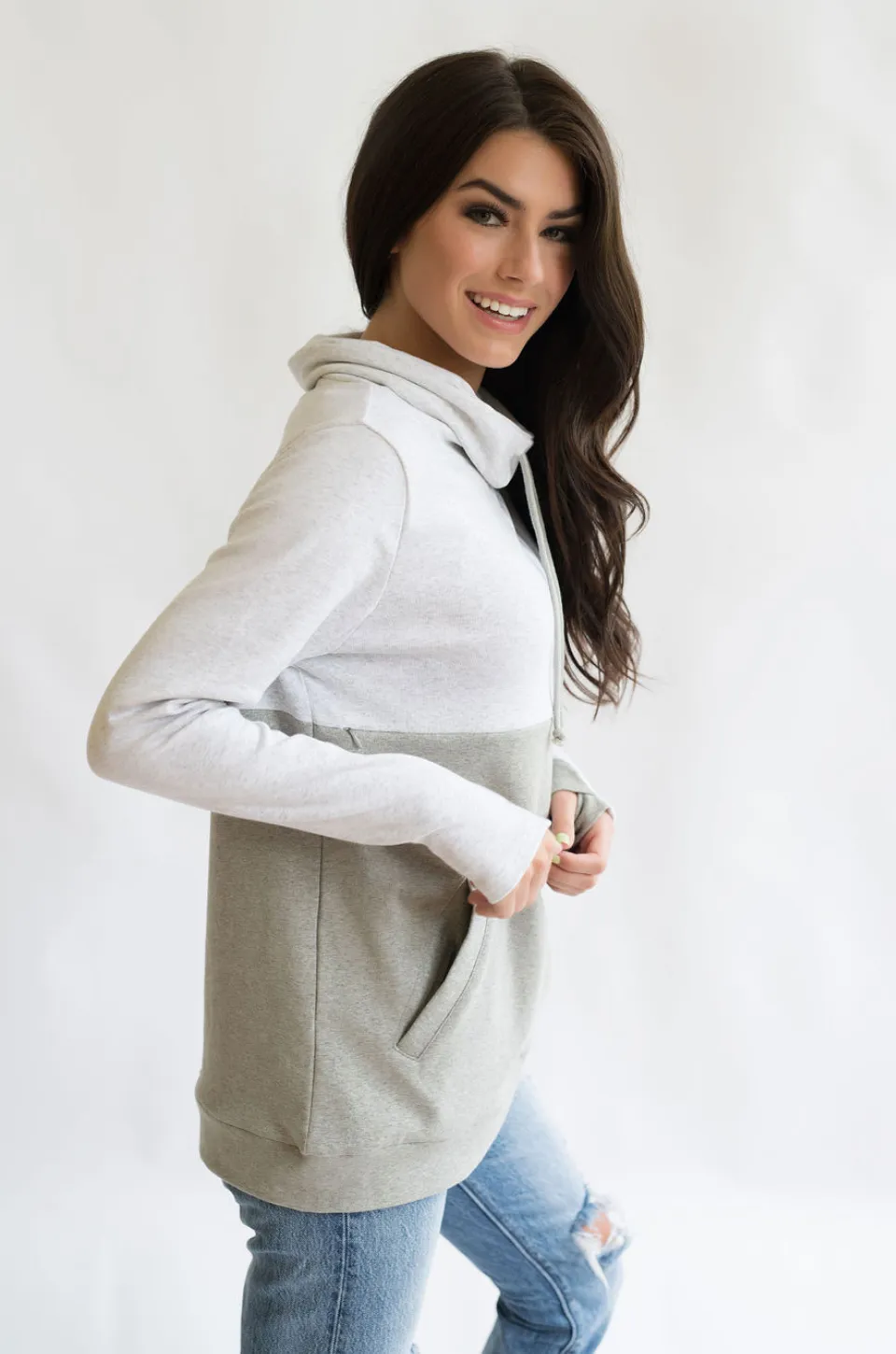 Nursing Sweatshirt Pullover | Light Grey