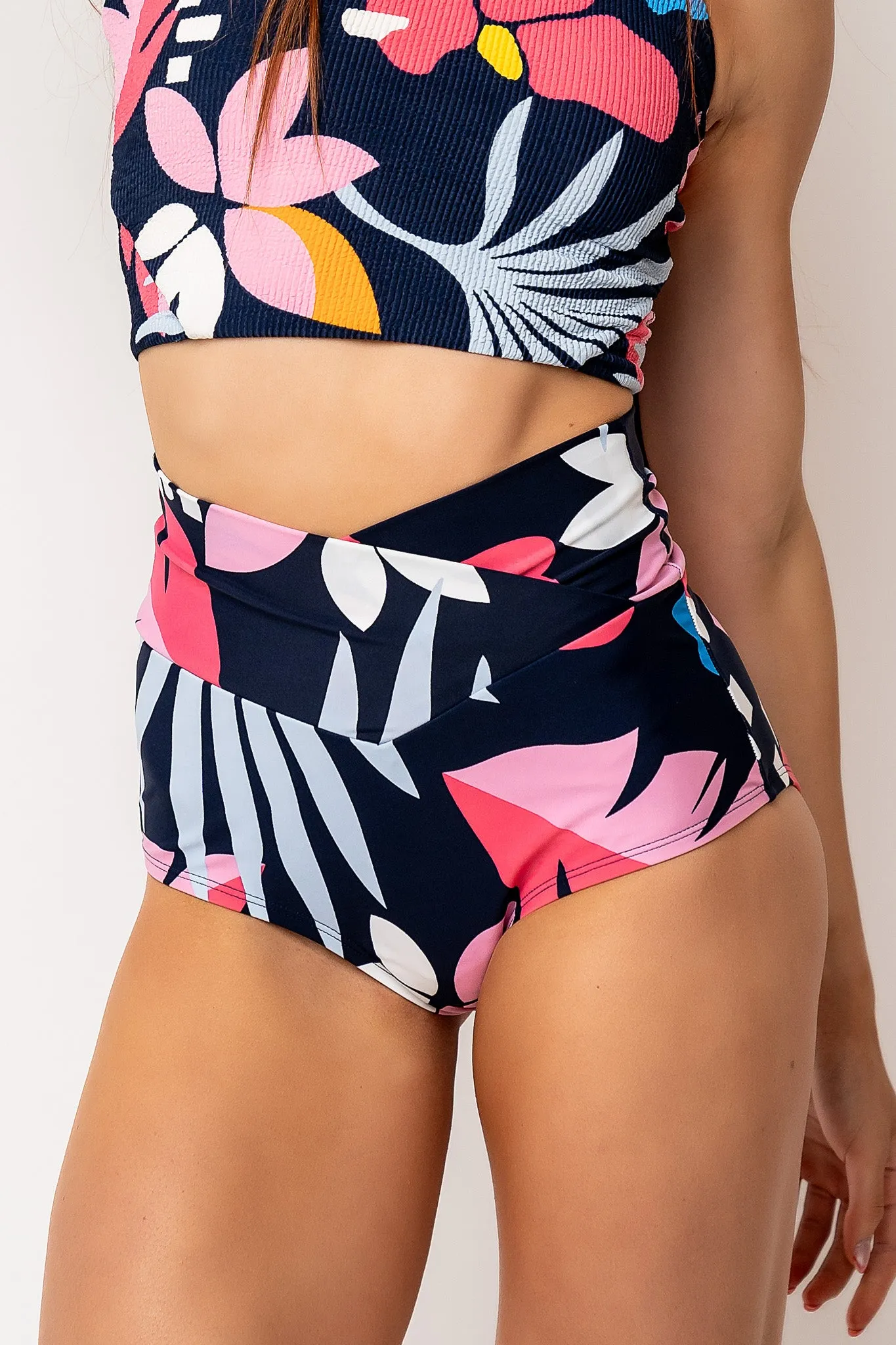 Vacationer Bottom | Blue Wave Floral