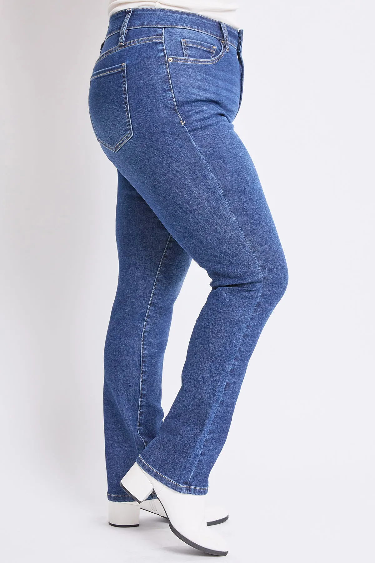 Women's Plus High Rise Basic 5 Pocket Straight Leg Jeans