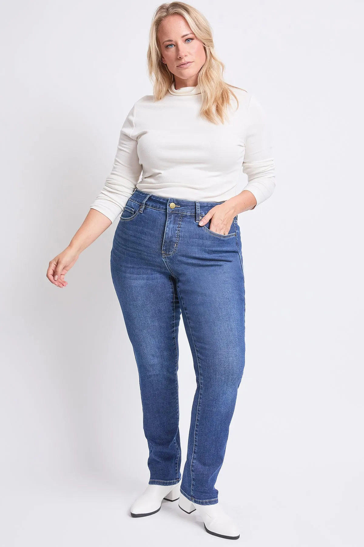 Women's Plus High Rise Basic 5 Pocket Straight Leg Jeans