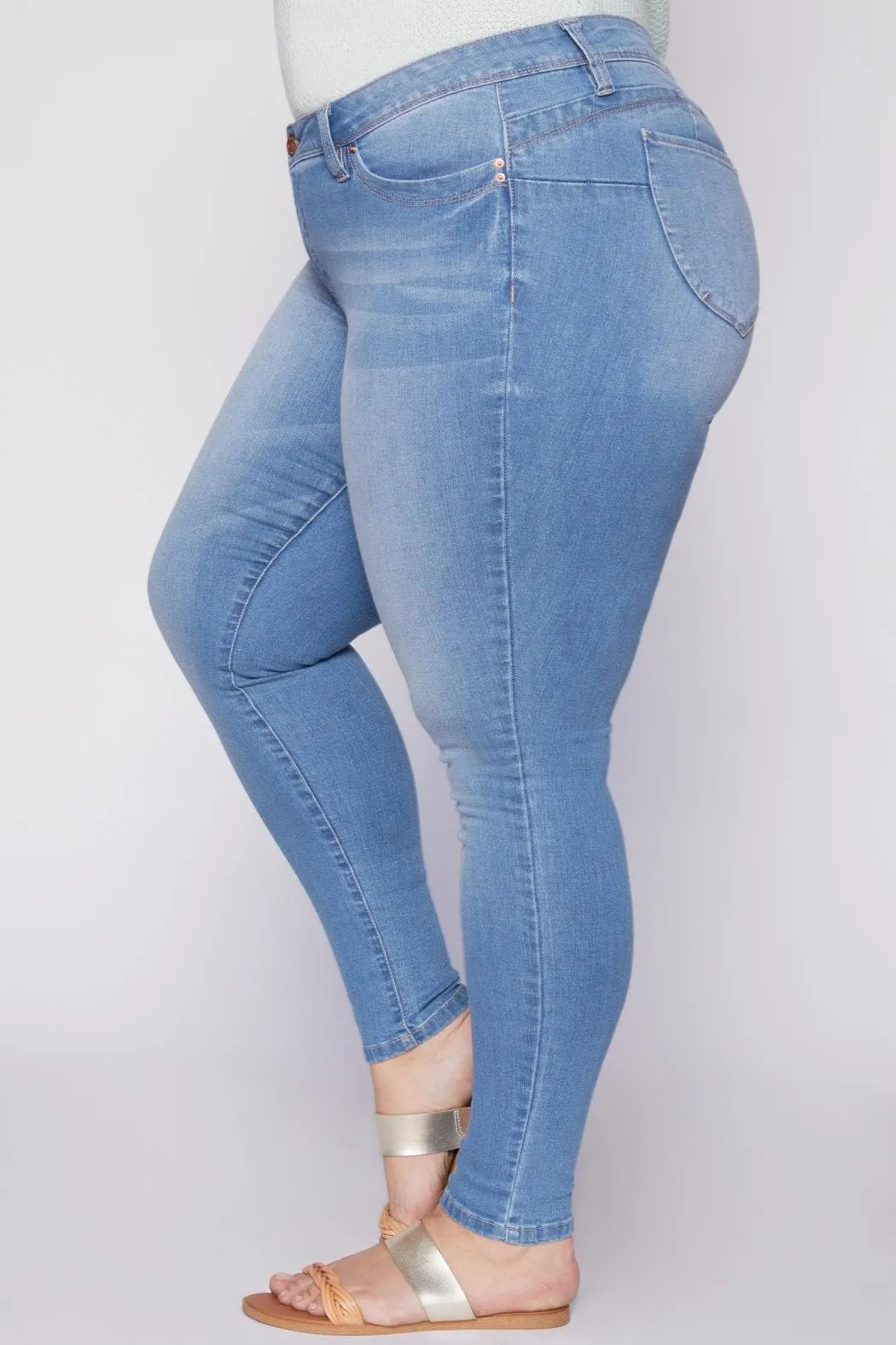 Women's Plus Size WannaBettaButt Skinny Jeans